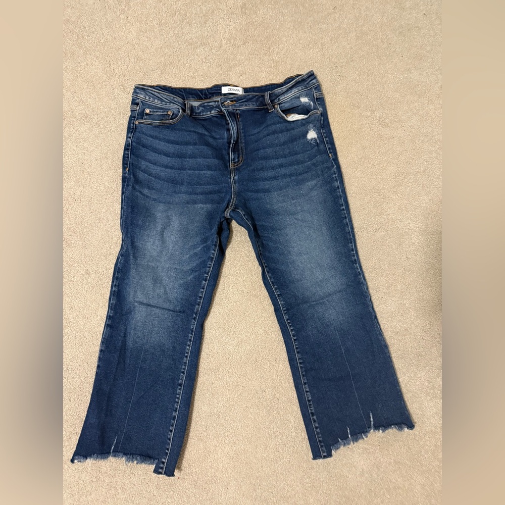 Zenana boutique women’s jeans size 34 - 14/16